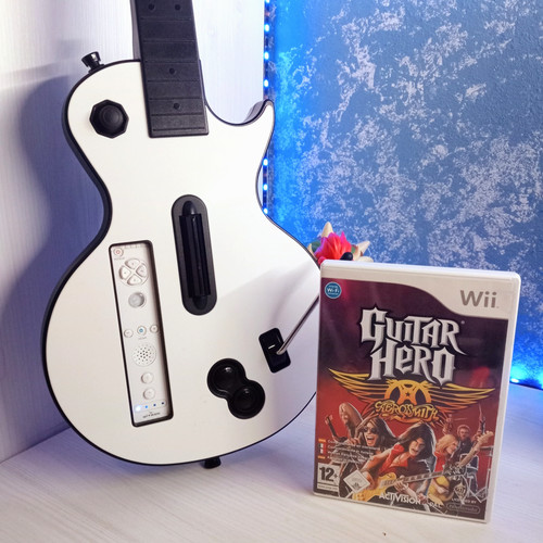 Guitar hero chitarra gibson - ,